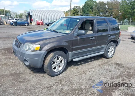 2007 Ford Escape Xlt/Xlt Sport z USA, uszkodzony, nr VIN 1FMCU93197KB35577